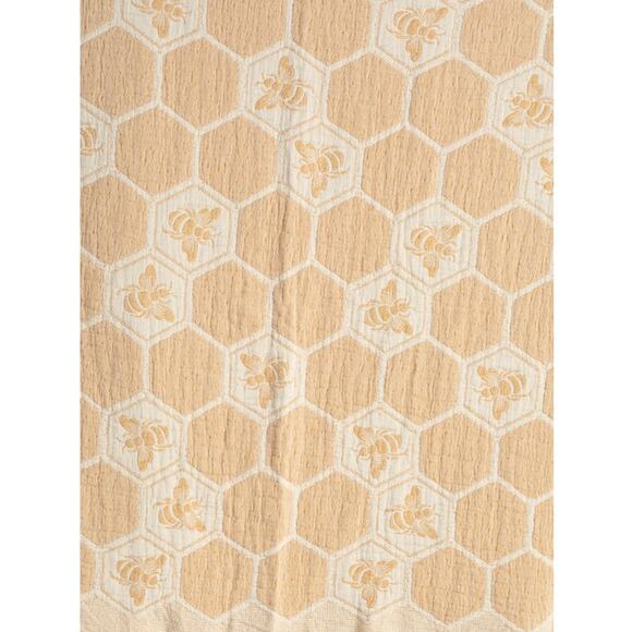 Made in Portugal | Bedding | Gold Bumblebee Honeycomb Throw  display picture 1